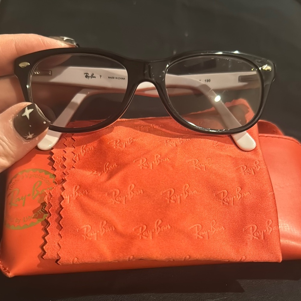 Ray-Ban Kids Black Sunglasses with Red Case - Picture 5 of 8
